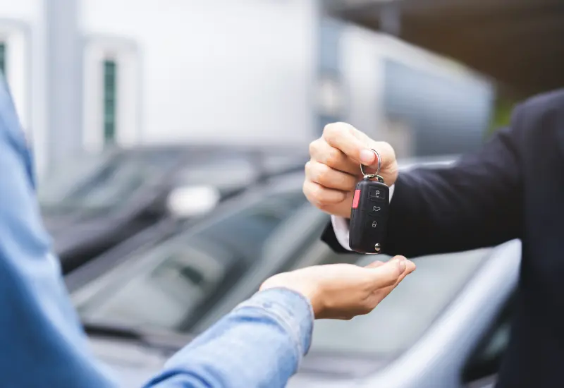 輸入車も四駆もカスタム車も全て買い取り!