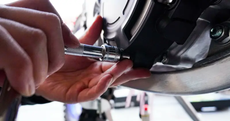 カスタムからタイヤ交換まで、あなたの車をトータルサポート!